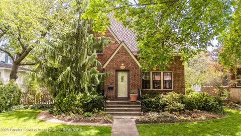 458 Rosewood Ave, East Lansing, MI 48823