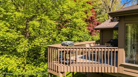 Exterior - 4341 Aztec Way, Okemos, MI 48864 photo 8 of 12
