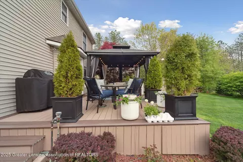 Exterior - 7563 W Beard Rd, Perry, MI 48872 photo 9 of 15