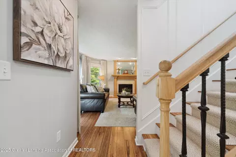 Entry Way - 7563 W Beard Rd, Perry, MI 48872 photo 3 of 5