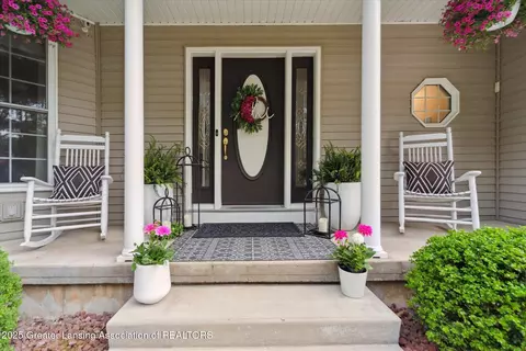 Exterior - 7563 W Beard Rd, Perry, MI 48872 photo 4 of 15