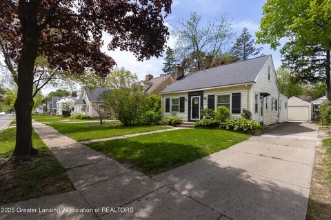 635 Division St, East Lansing, MI 48823