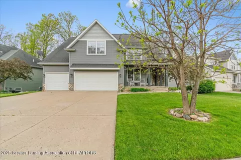 2059 Arbor Meadows Dr, Dewitt, MI 48820