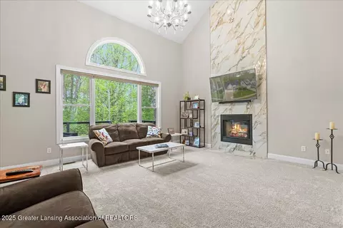 2059 Arbor Meadows Dr, Dewitt, MI 48820 photo 10