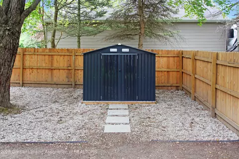 Exterior - 14275 Webster Rd, Bath, MI 48808 photo 3 of 9