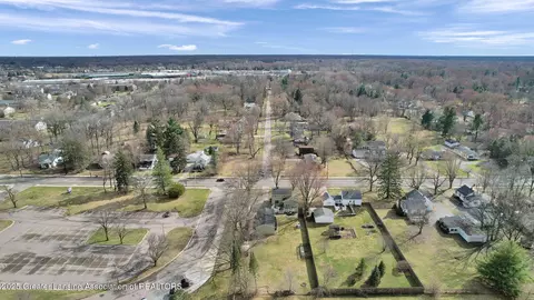 Undisclosed, Lansing, MI 48911 photo 52