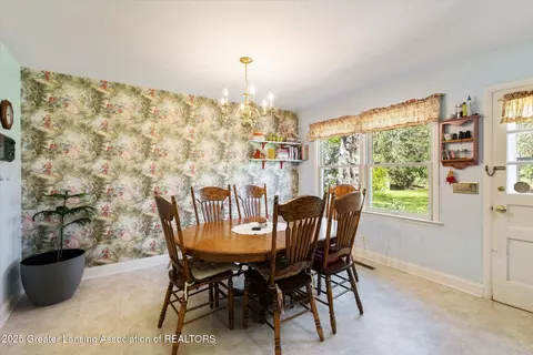 Dining - 4128 Appletree Ln, Lansing, MI 48917 photo 3 of 4
