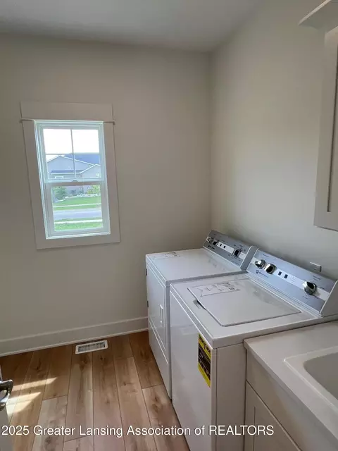 Undisclosed, Dewitt, MI 48820 photo 12