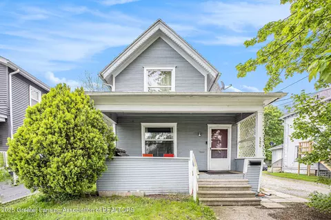 526 N Sycamore St, Lansing, MI 48933