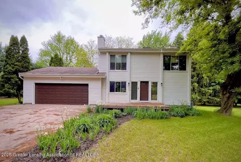 Exterior - 310 Piper Rd, Haslett, MI 48840 photo 9 of 9