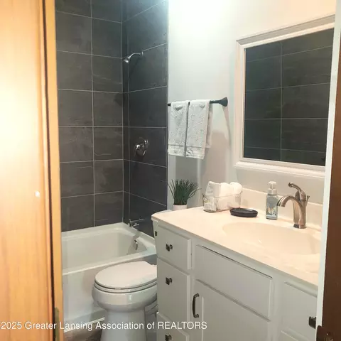 Bath - 310 Piper Rd, Haslett, MI 48840 photo 2 of 6