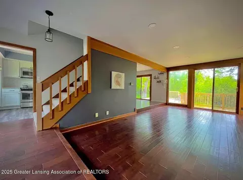 Living - 310 Piper Rd, Haslett, MI 48840 photo 1 of 3