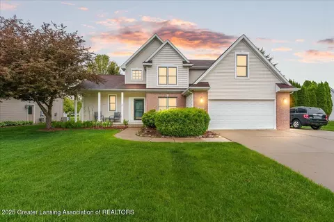 13503 Cottonwood Ct, Dewitt, MI 48820