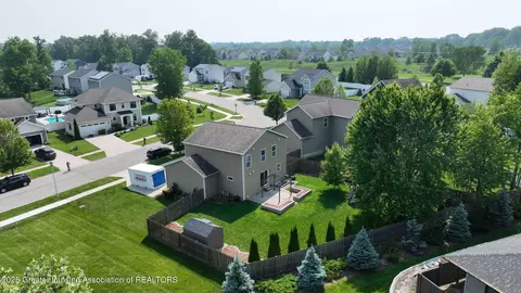 1055 Oakwood Dr, Dewitt, MI 48820 photo 42