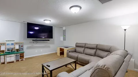 1055 Oakwood Dr, Dewitt, MI 48820 photo 29