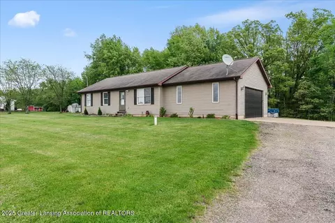 5669 Elm Rd, Olivet, MI 49076 photo 3