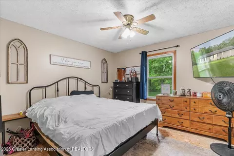 5669 Elm Rd, Olivet, MI 49076 photo 18