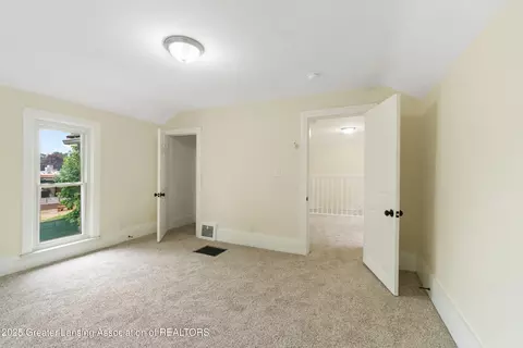 Bedroom - 828 Backus St, Jackson, MI 49202 photo 4 of 4