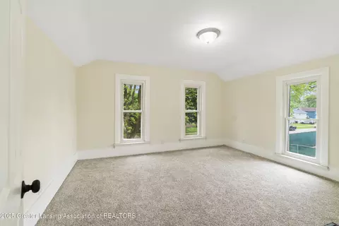Bedroom - 828 Backus St, Jackson, MI 49202 photo 3 of 4