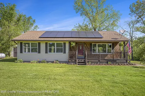 7319 E 5 Point Hwy, Eaton Rapids, MI 48827