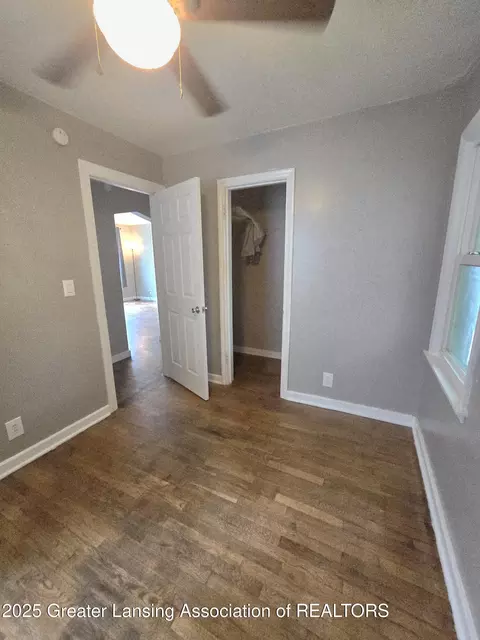 1427 Sheldon St, Lansing, MI 48906 photo 12