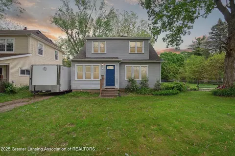 5104 Old Lansing Rd, Lansing, MI 48917