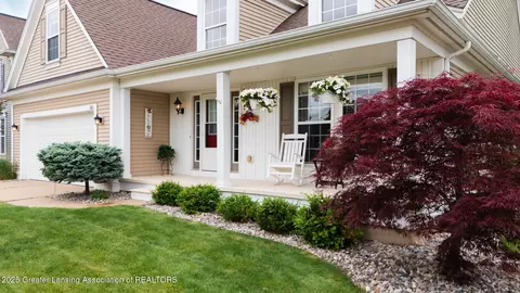 360 E Bailey Cir, Mason, MI 48854 photo 7