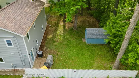 Exterior - 4614 Addison Rd, Lansing, MI 48917 photo 6 of 7