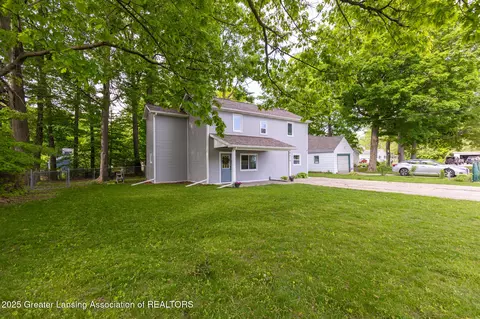 Exterior - 4614 Addison Rd, Lansing, MI 48917 photo 2 of 7