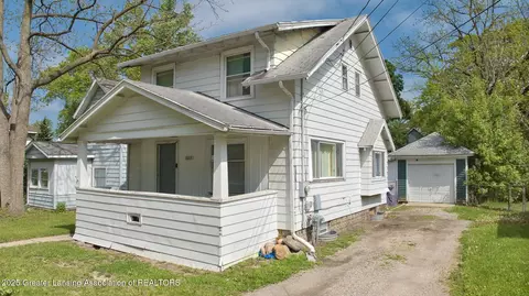 1023 Bement St, Lansing, MI 48912