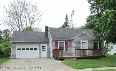 745 Roosevelt St, Mason, MI 48854