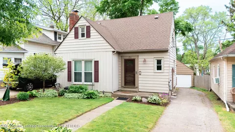 1311 Moores River Dr, Lansing, MI 48910