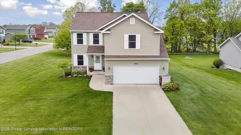 8826 Mattrada Dr, Dimondale, MI 48821