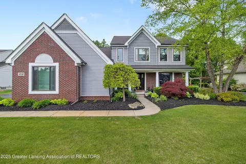 1232 Chemung Forest Dr, Howell, MI 48843