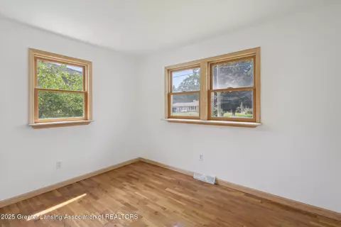 Bedroom - 127 S Dibble Ave, Lansing, MI 48917 photo 1 of 3