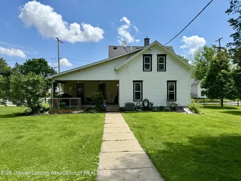 Exterior - 616 Backus St, Jackson, MI 49202 photo 11 of 15