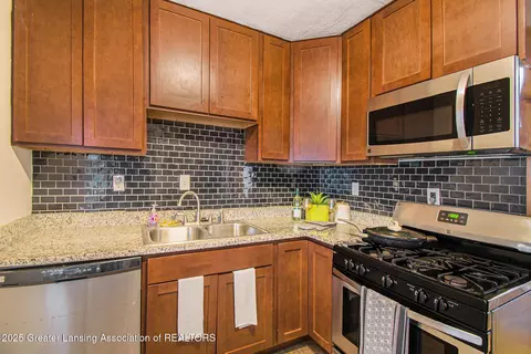 Kitchen - 2104 Clifton Ave, Lansing, MI 48910 photo 1 of 2