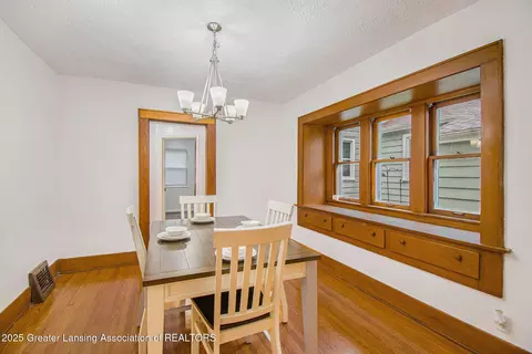 Dining - 2104 Clifton Ave, Lansing, MI 48910 photo 1 of 1