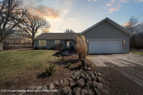 18975 Doyle Ct, Gregory, MI 48137 photo 3