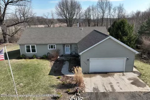 18975 Doyle Ct, Gregory, MI 48137 photo 4