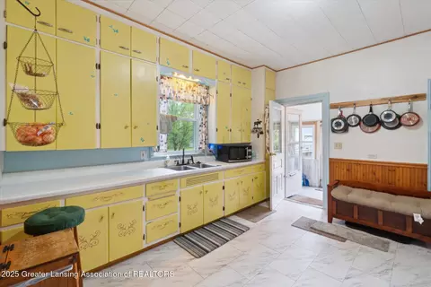 6275 E Clark Rd, Bath, MI 48808 photo 13
