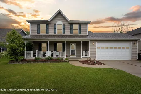 1548 Holbrook Dr, Holt, MI 48842