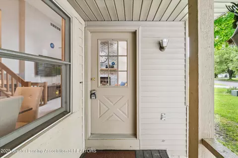 Entry Way - 2404 Sower Blvd, Okemos, MI 48864 photo 1 of 3