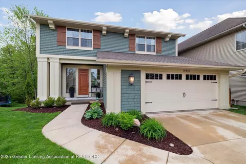 16851 Meadowbrook Dr, Haslett, MI 48840