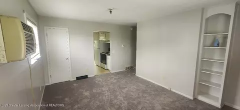 Entry Way - 6622 Aurelius Rd, Lansing, MI 48911 photo 1 of 2
