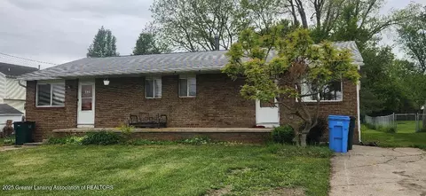 6622 Aurelius Rd, Lansing, MI 48911