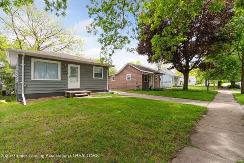 4121 Lowcroft Ave, Lansing, MI 48910