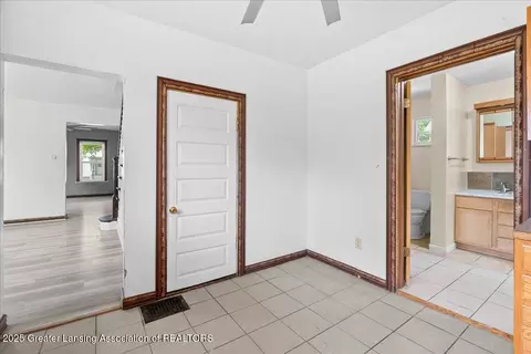 603 Fourth St, Jackson, MI 49203 photo 17