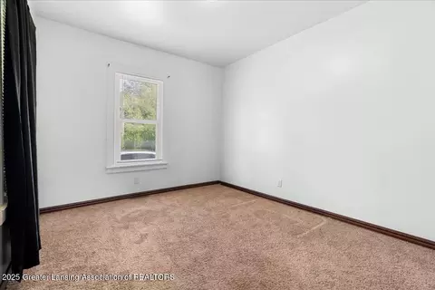 603 Fourth St, Jackson, MI 49203 photo 8