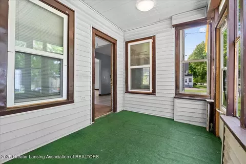 603 Fourth St, Jackson, MI 49203 photo 6